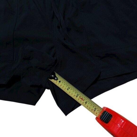 Lululemon Dance Studio High Rise Shorts 3.5" Black Size 8 - Picture 5 of 5